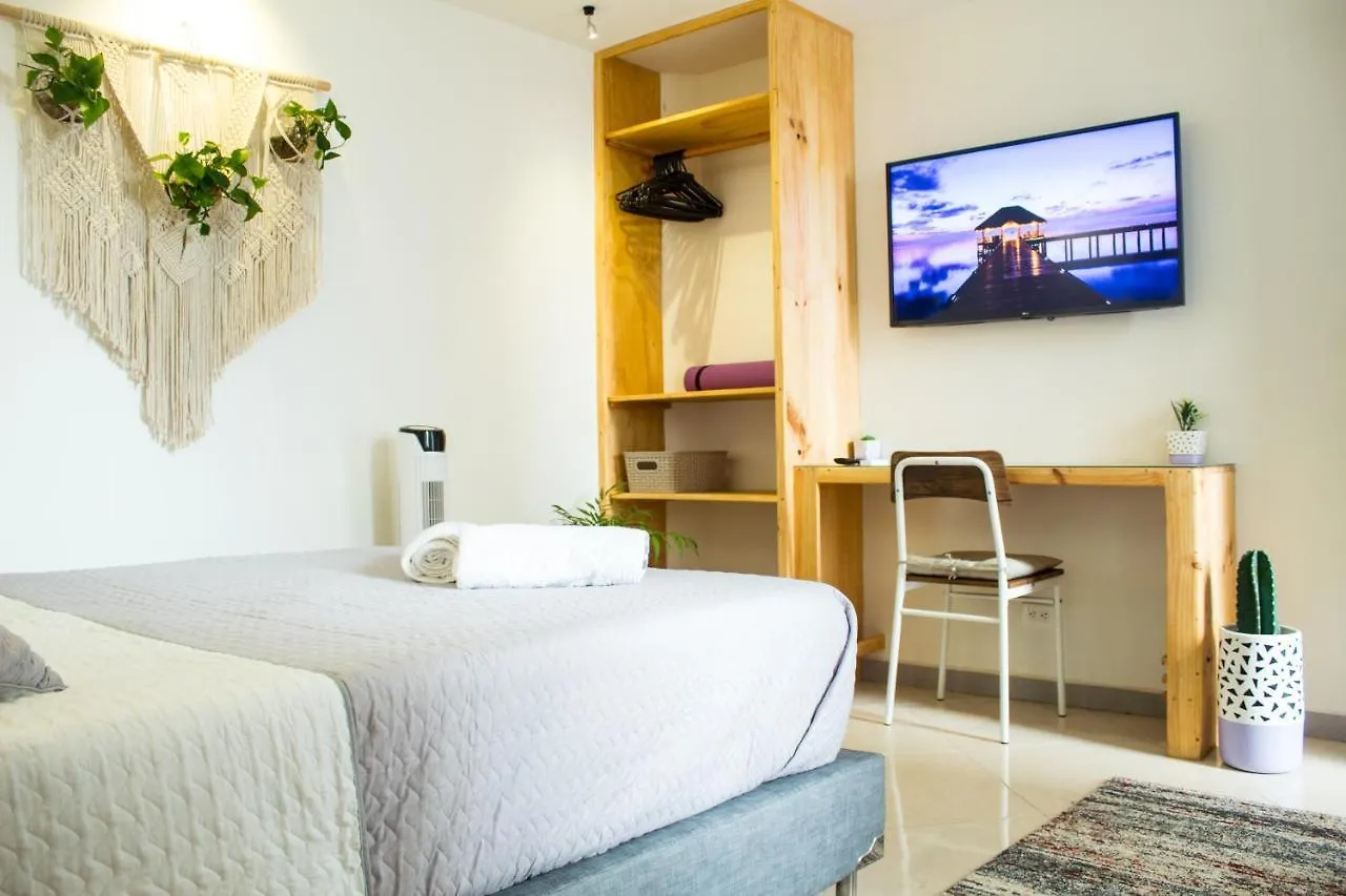Проживание в семье Апартаменты Gaia House Медельин