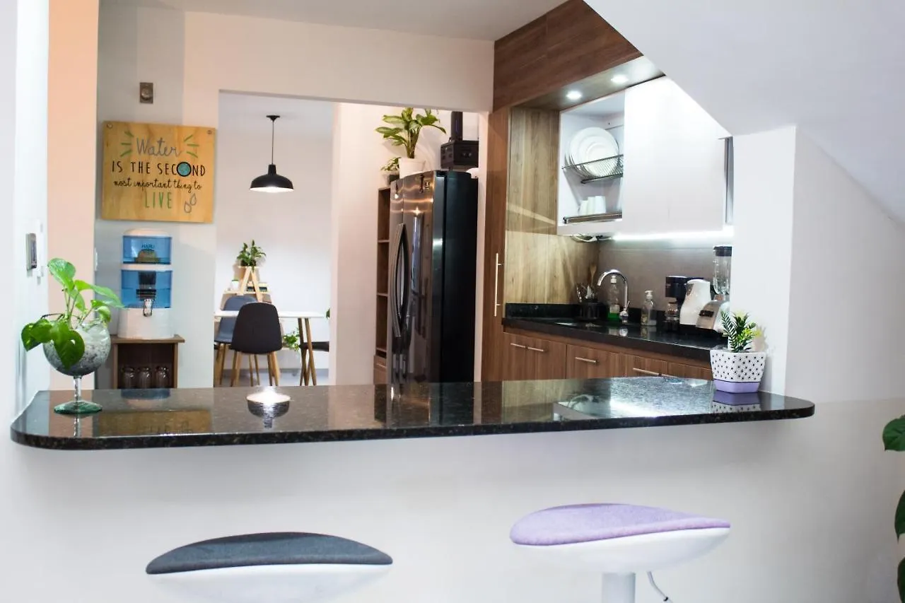 Апартаменты Gaia House Медельин Проживание в семье