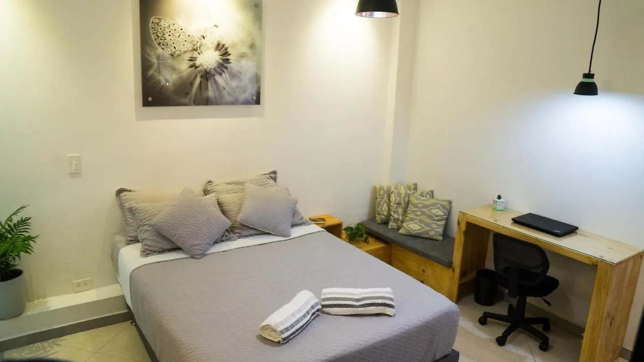 Проживание в семье Апартаменты Gaia House Медельин